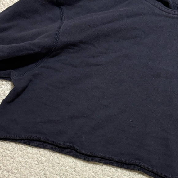 Levis Cropped Hoodie - Picture 10 of 16